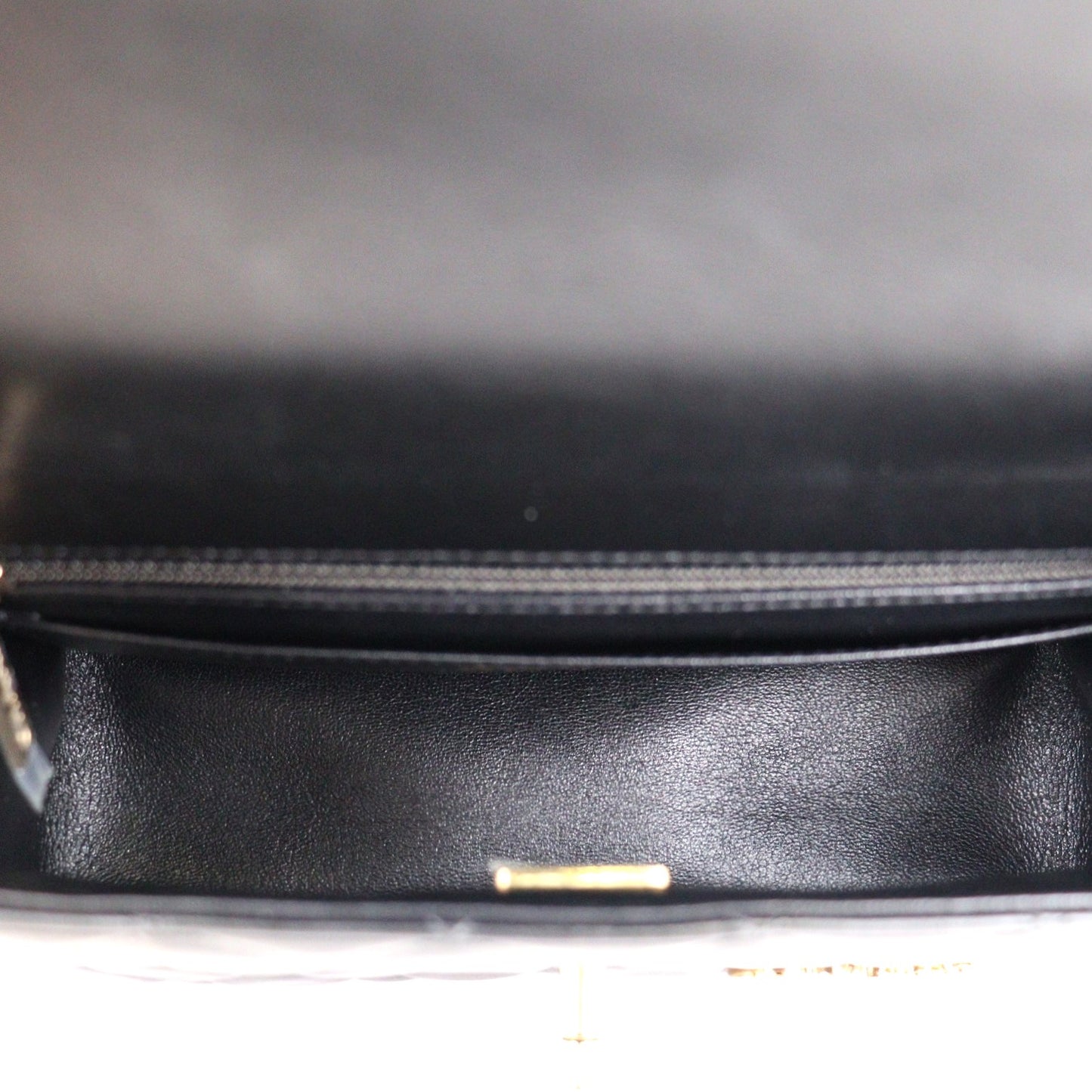 CHANEL 69900 CLASSIC FLAP CROSSBODY BAG