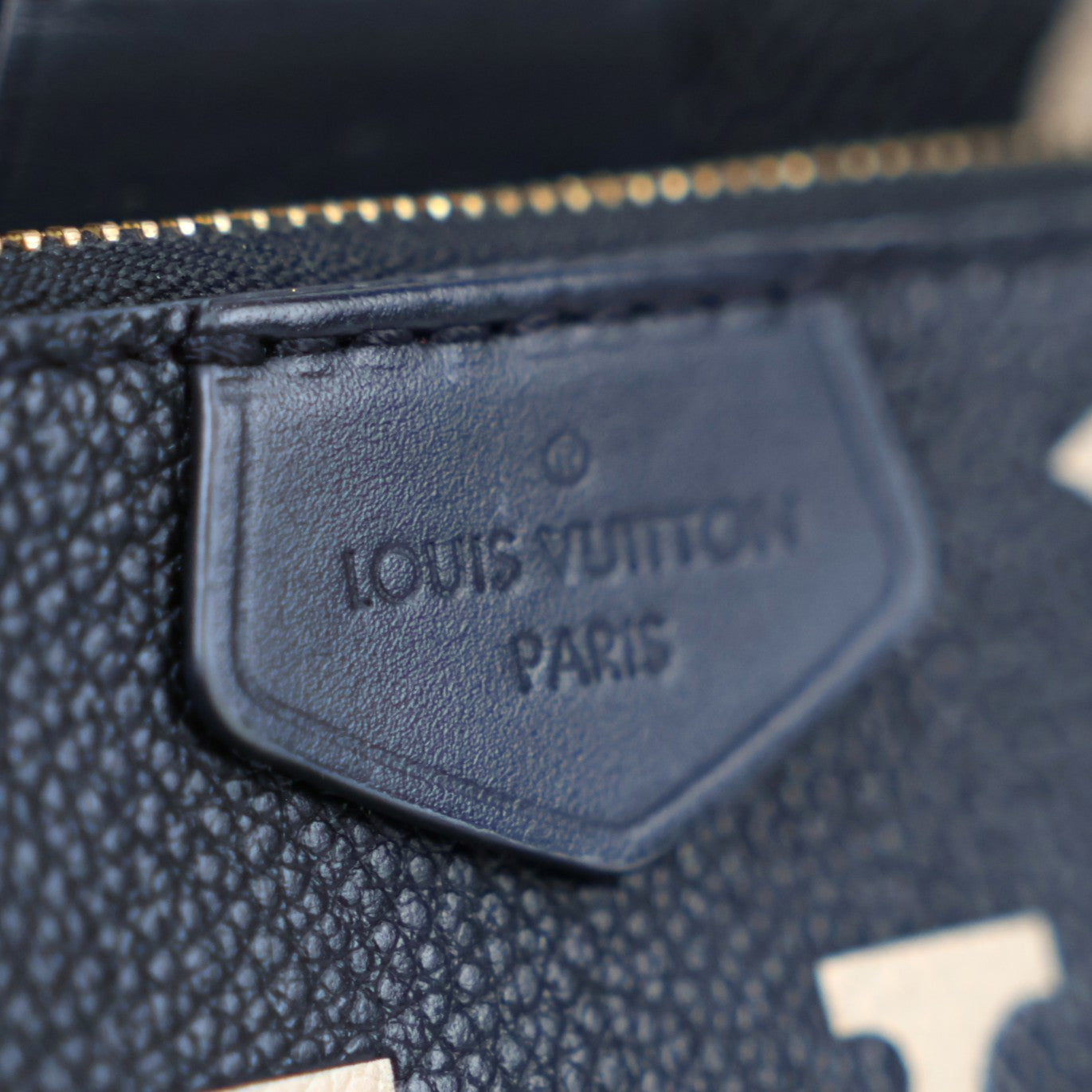 LOUIS VUITTON M45777 MULTI POCHETTE ACCESSOIRES CROSSBODY BAG