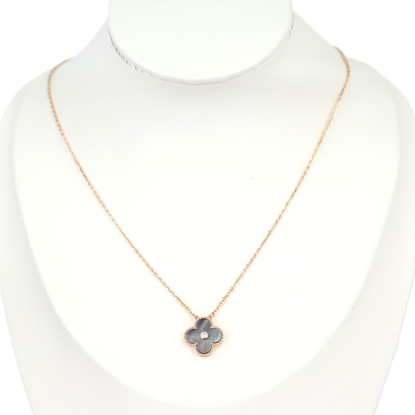 Van Cleef & Arpels VCAR05SX00 Vintage Alhambra Holiday Pendant 2014 Necklace