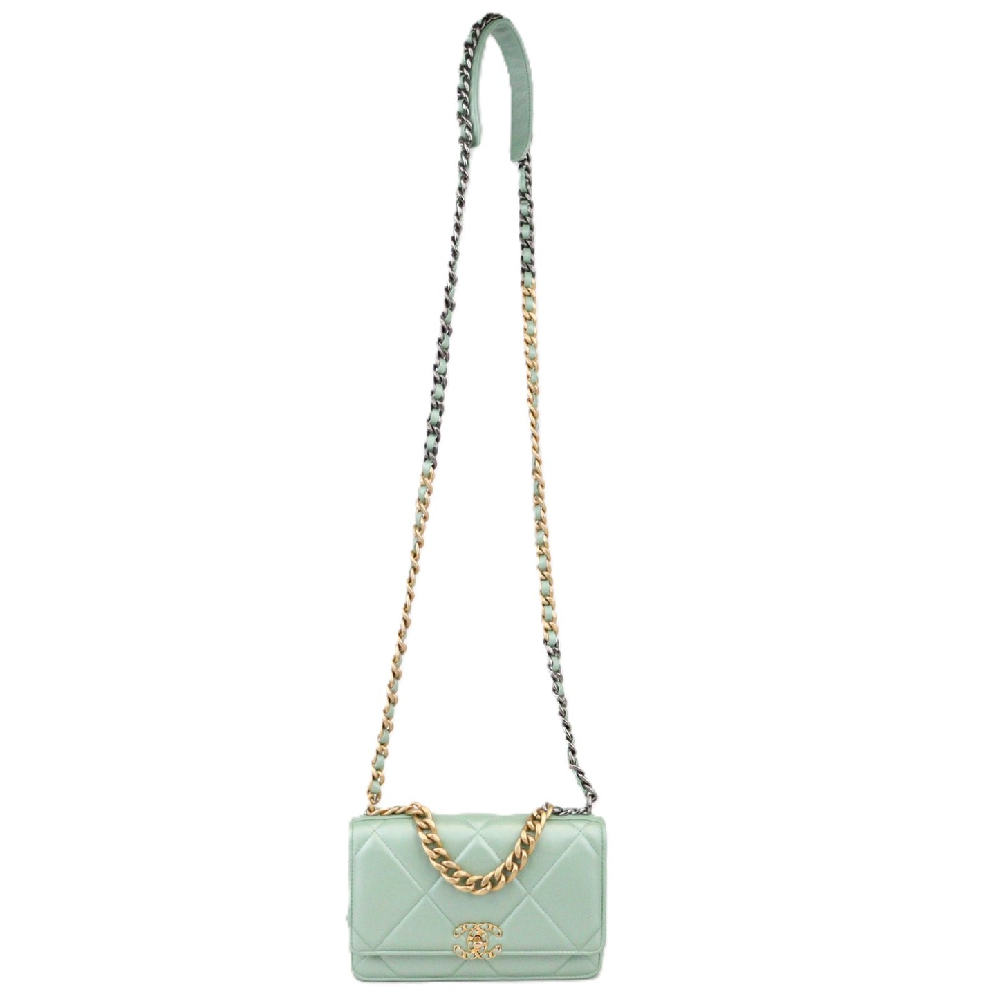 CHANEL AP3267 CHANEL 19 WALLET ON CHAIN