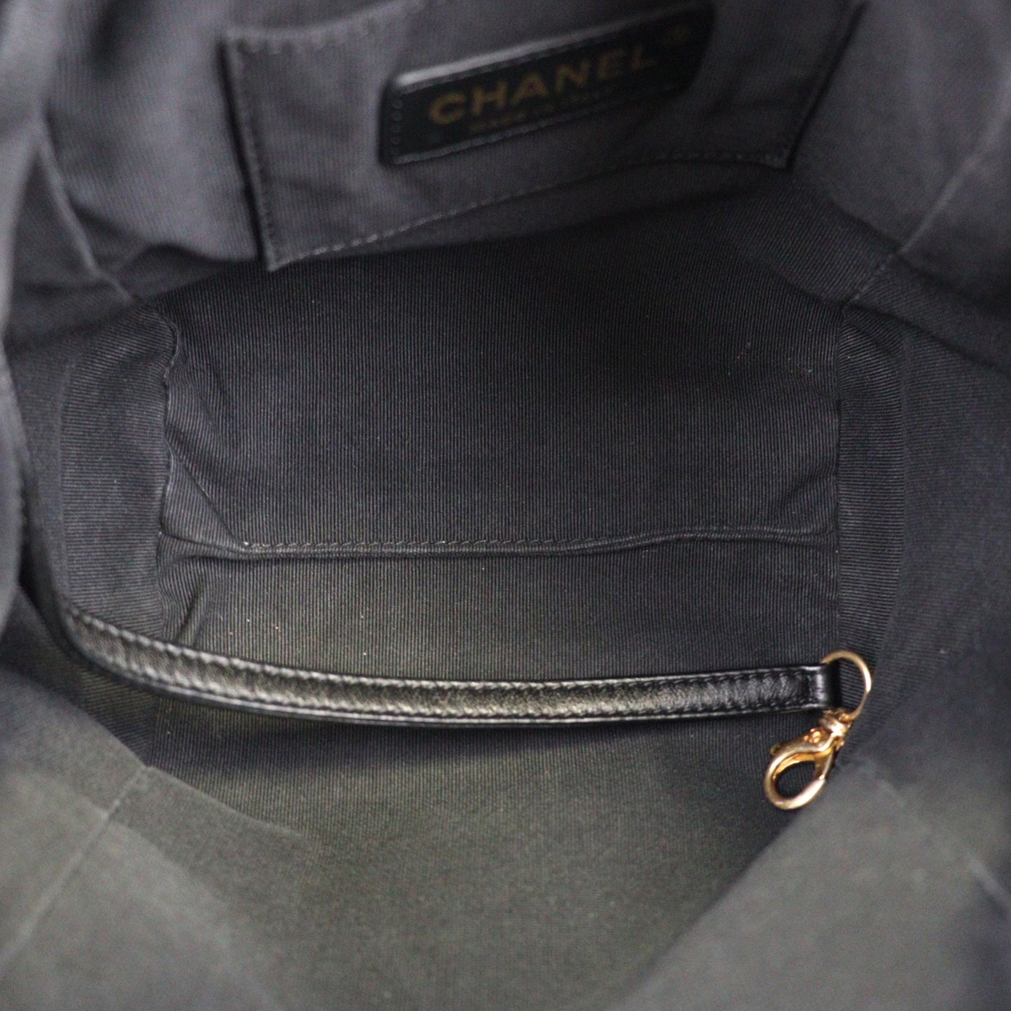 CHANEL CROSSBODY BAG