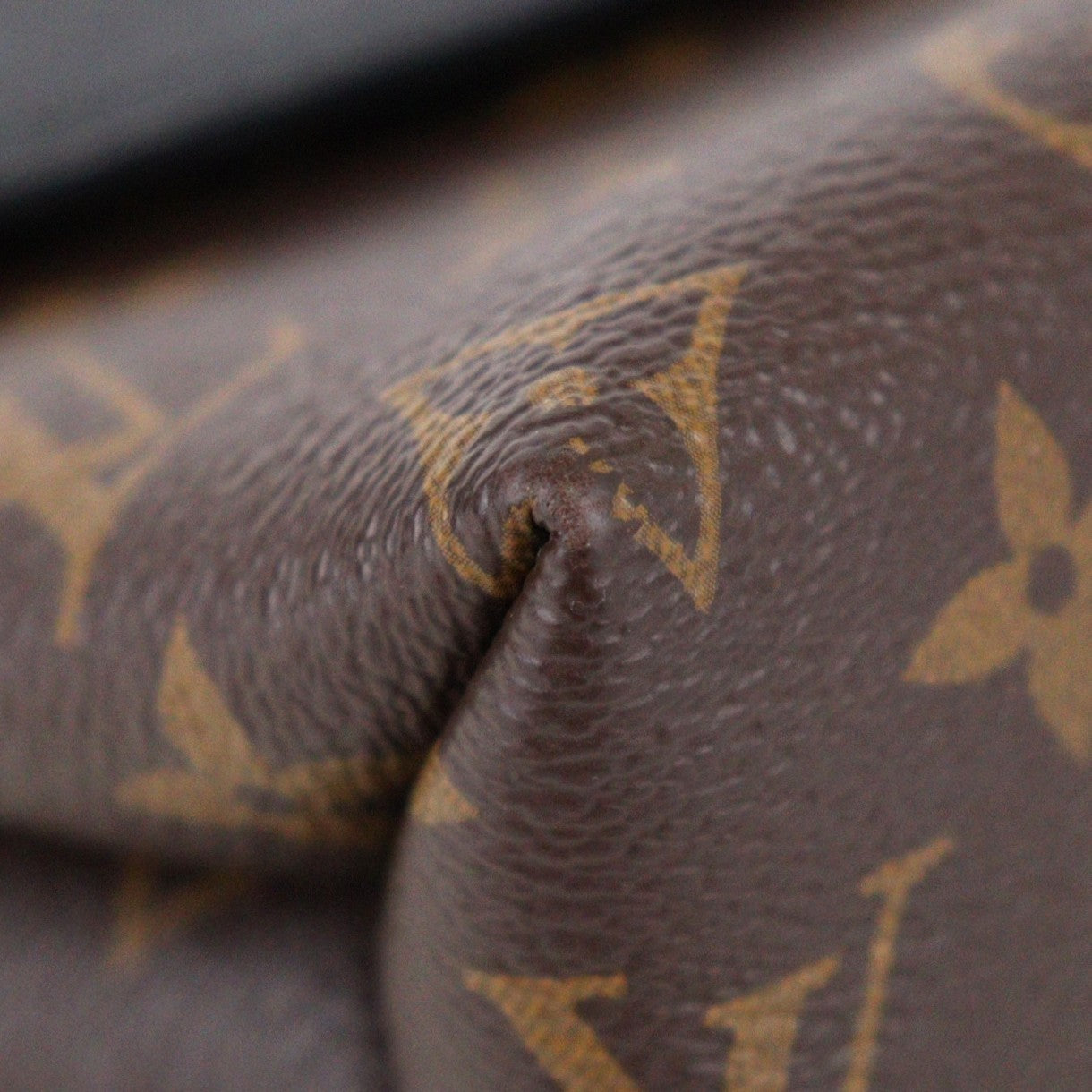 LOUIS VUITTON M43714 SAINT PLACIDE CROSSBODY BAG