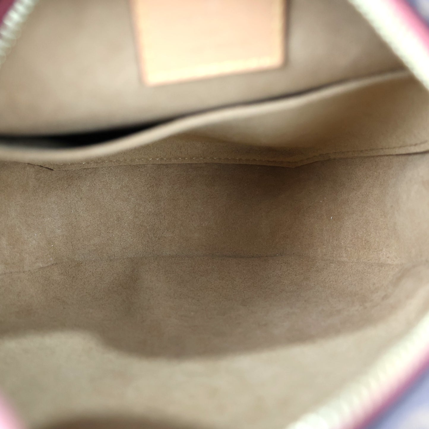 LOUIS VUITTON M45647 BOITE CHAPEAU SOUPLE MM CROSSBODY BAG