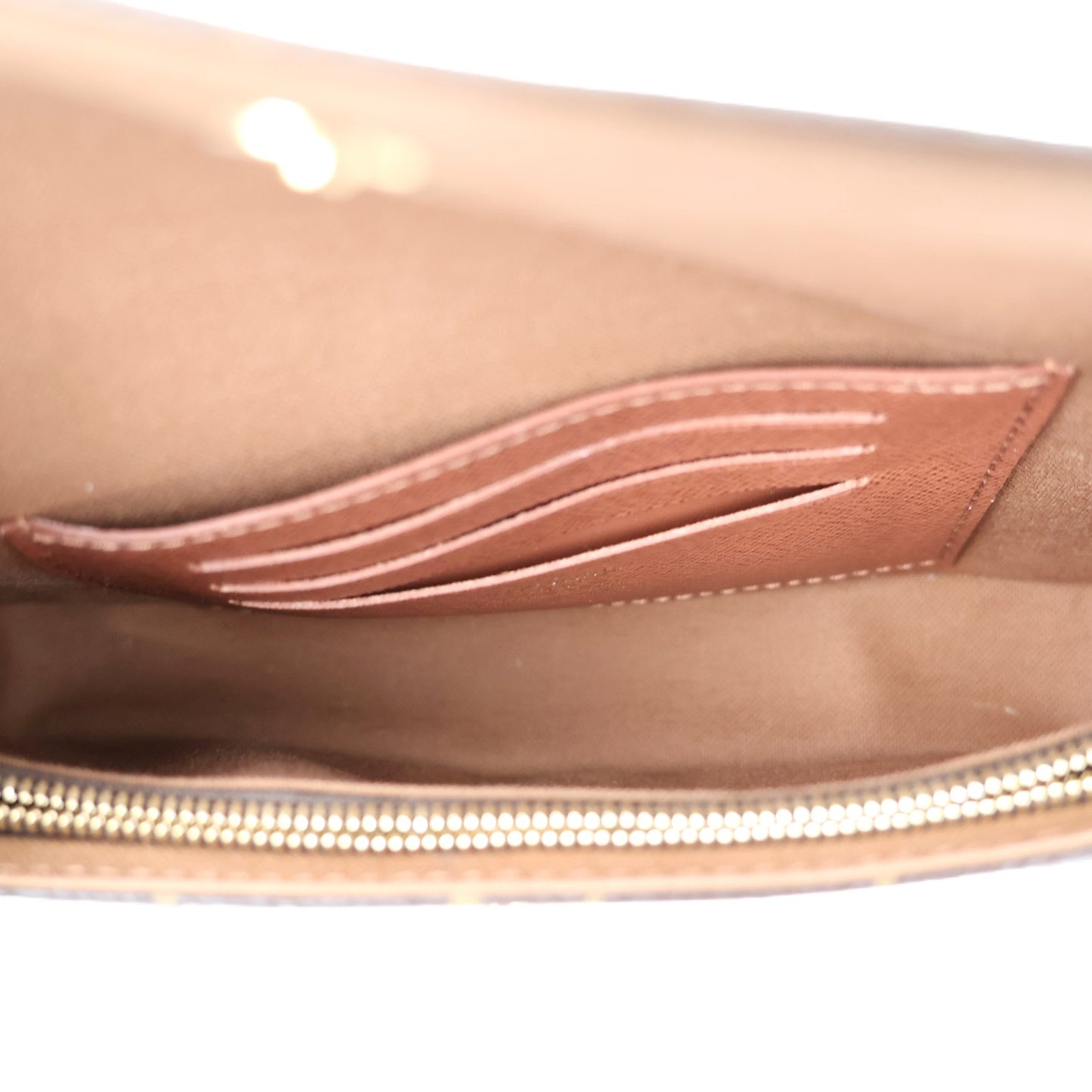 LOUIS VUITTON M81911 IVY WALLET ON CHAIN