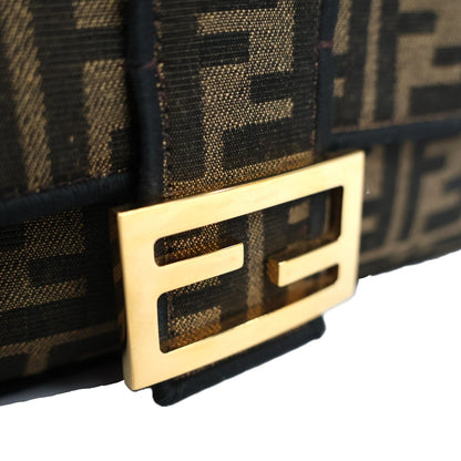 FENDI 8BR600 A6V5 BAGUETTE SHOULDER BAG