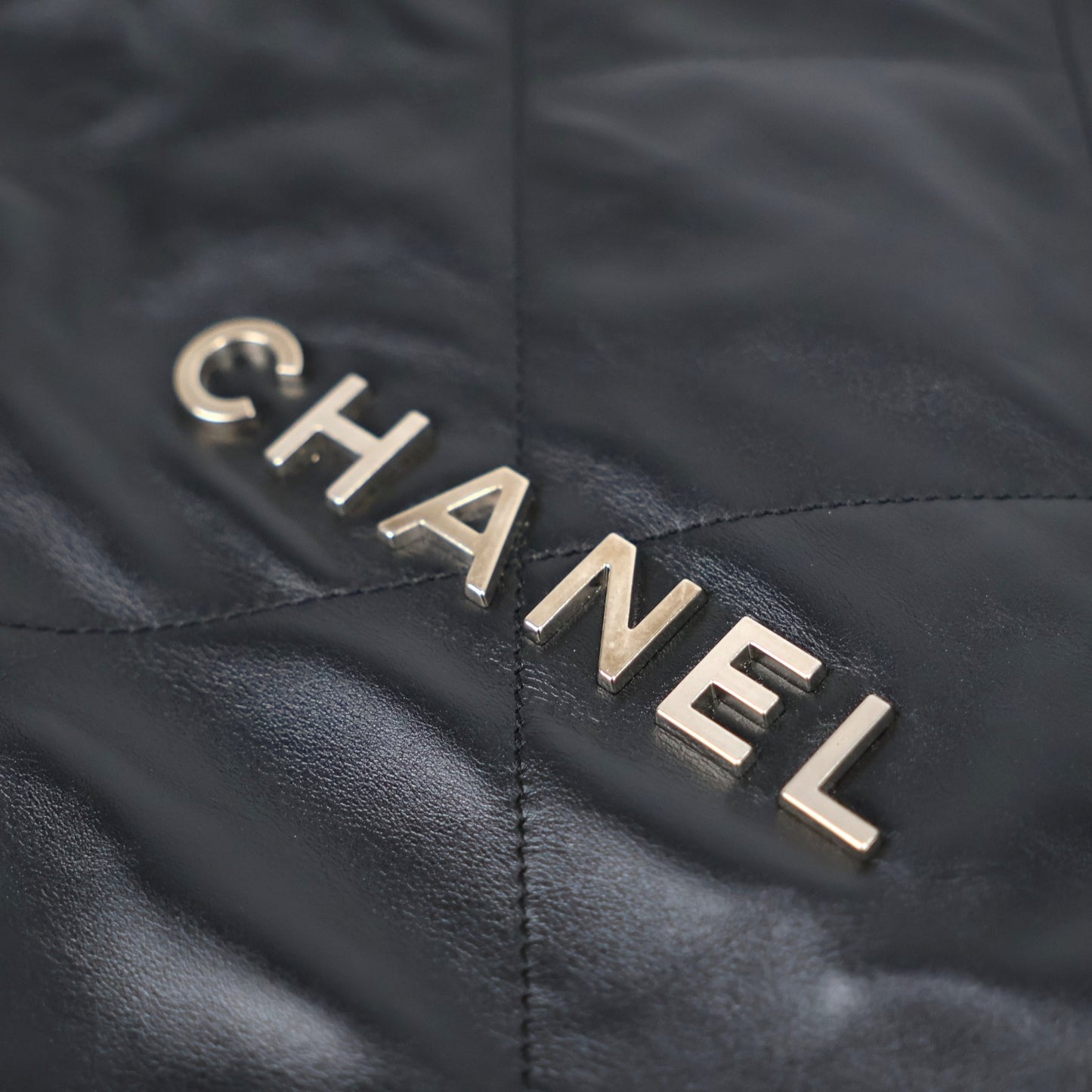 CHANEL AS3260 CHANEL 22 SMALL SHOULDER BAG