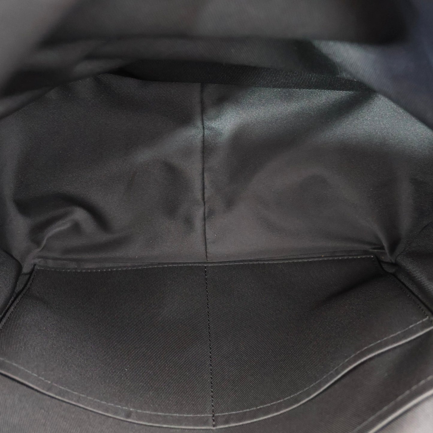 LOUIS VUITTON M30230 DISCOVERY PM BACKPACK