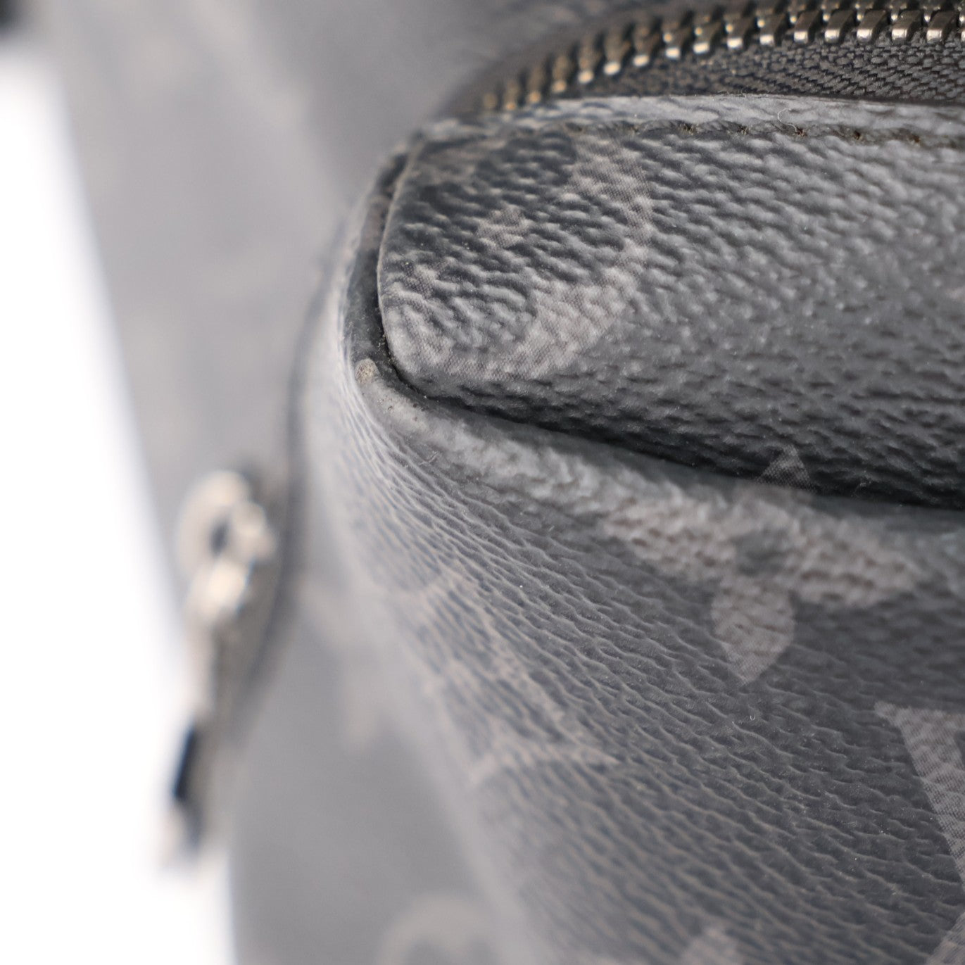 LOUIS VUITTON M43186 DISCOVERY BACKPACK BACKPACK