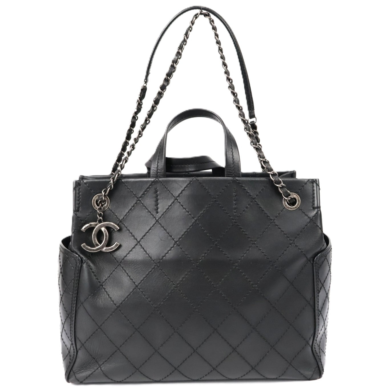 CHANEL HANDBAG