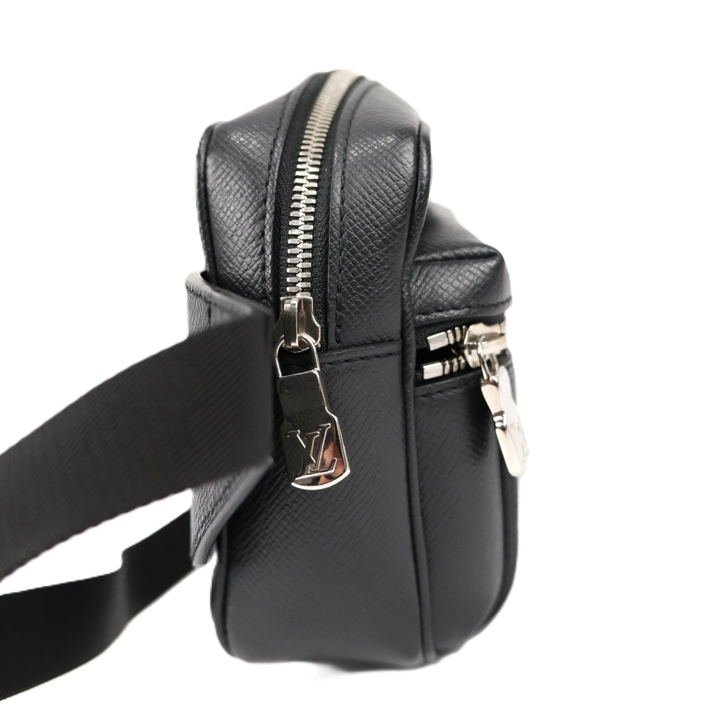 LOUIS VUITTON M30245 BUMBAG OUTDOOR BODY BAG