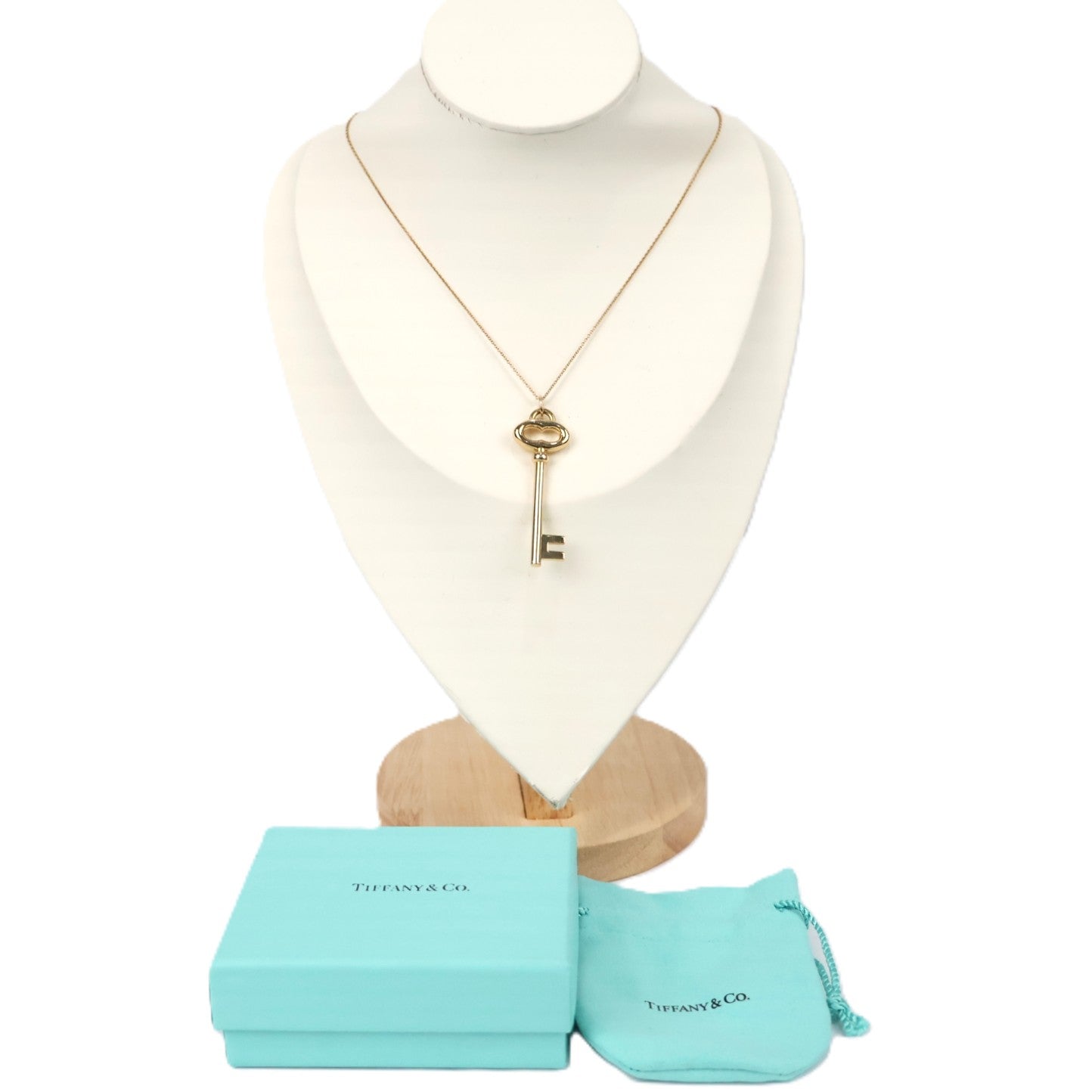 TIFFANY & Co. Vintage Oval Key Necklace
