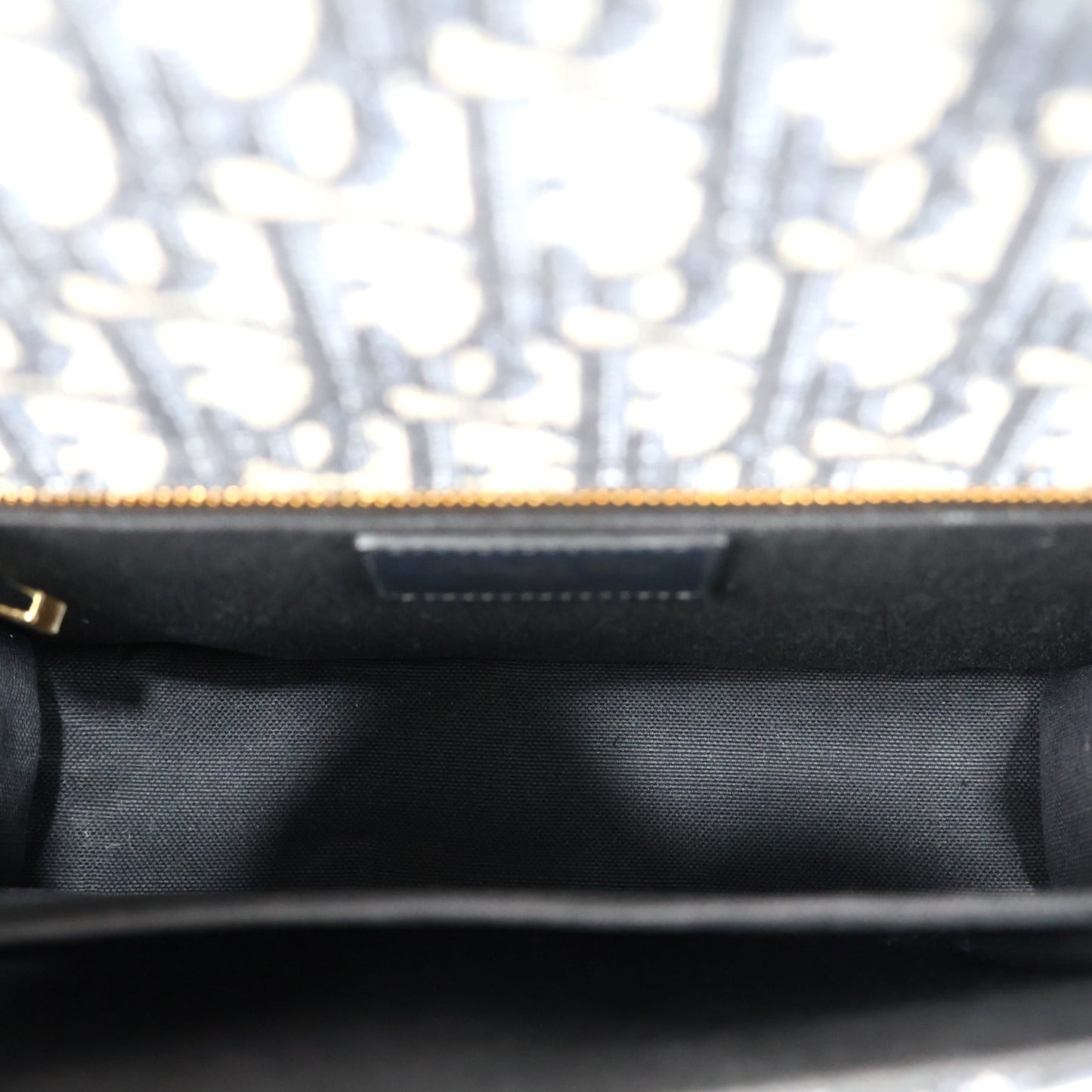 DIOR M9203UTZQ 30 MONTAIGNE SHOULDER BAG