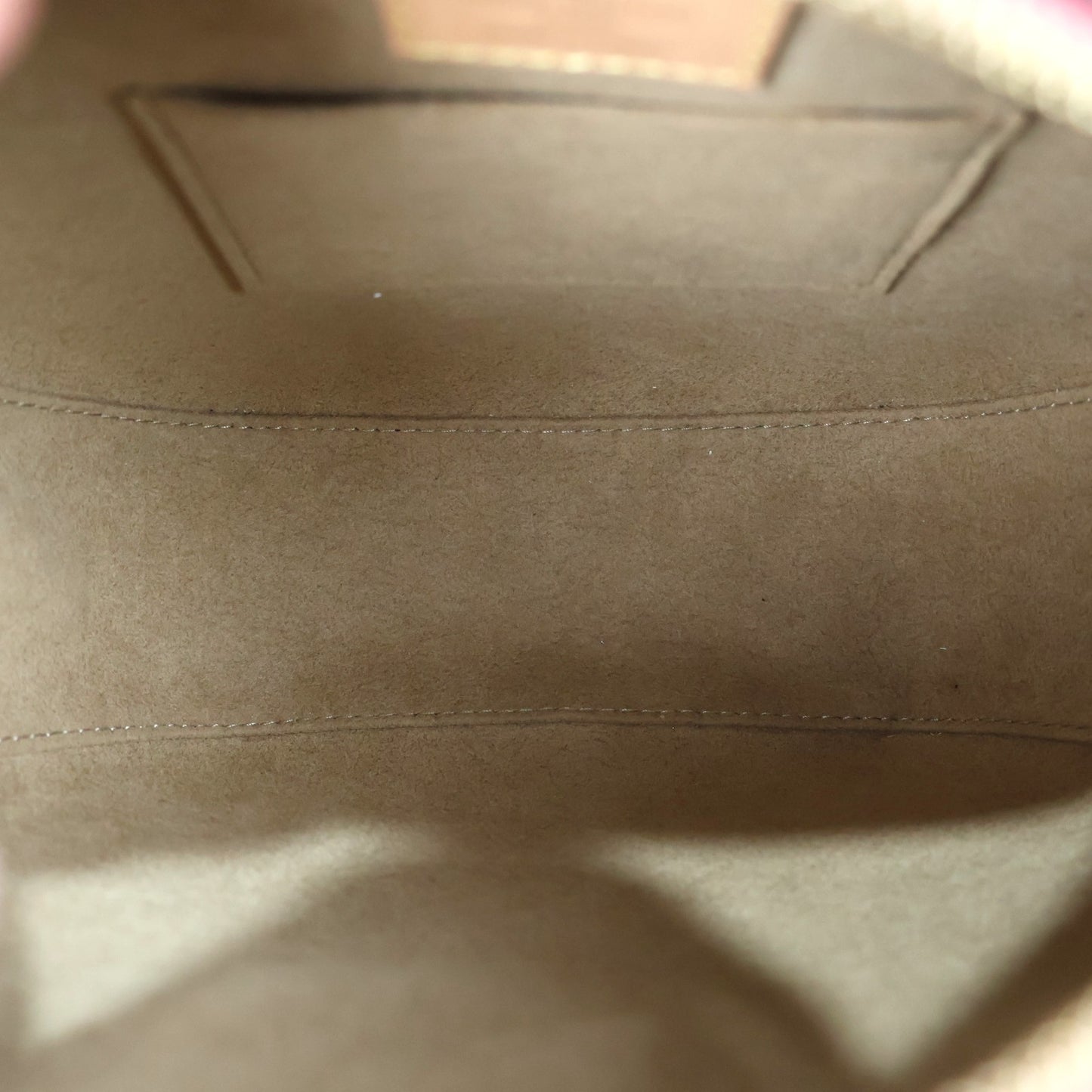 LOUIS VUITTON M45647 BOITE CHAPEAU SOUPLE MM CROSSBODY BAG