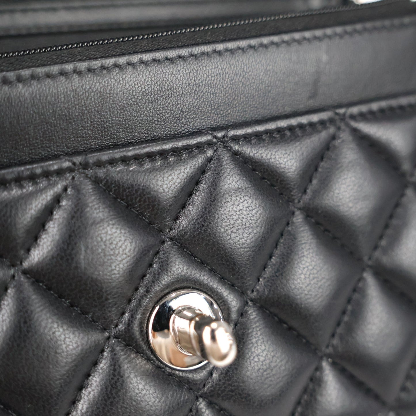 CHANEL WALLET ON CHAIN