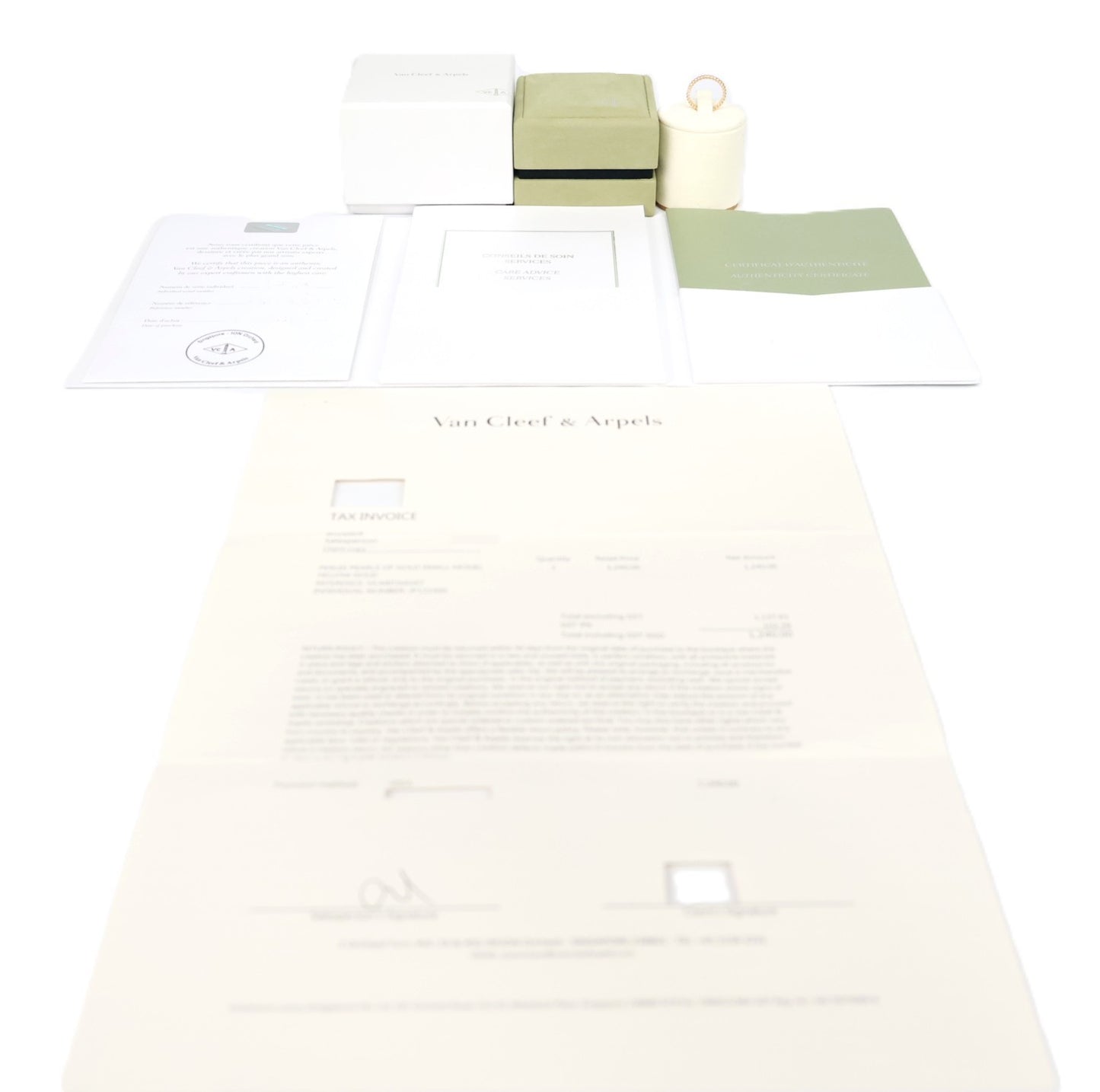 Van Cleef ＆ Arpels VCARPJMG47 Perlee Small Model Ring