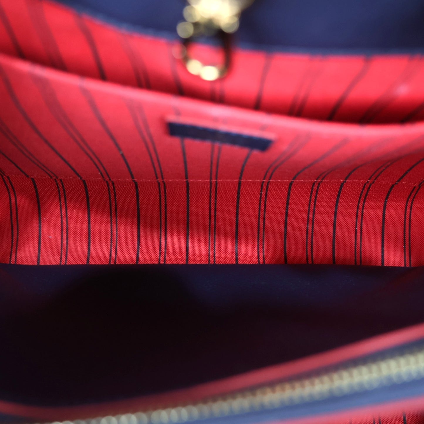 LOUIS VUITTON M42746 MONTAIGNE MM HANDBAG