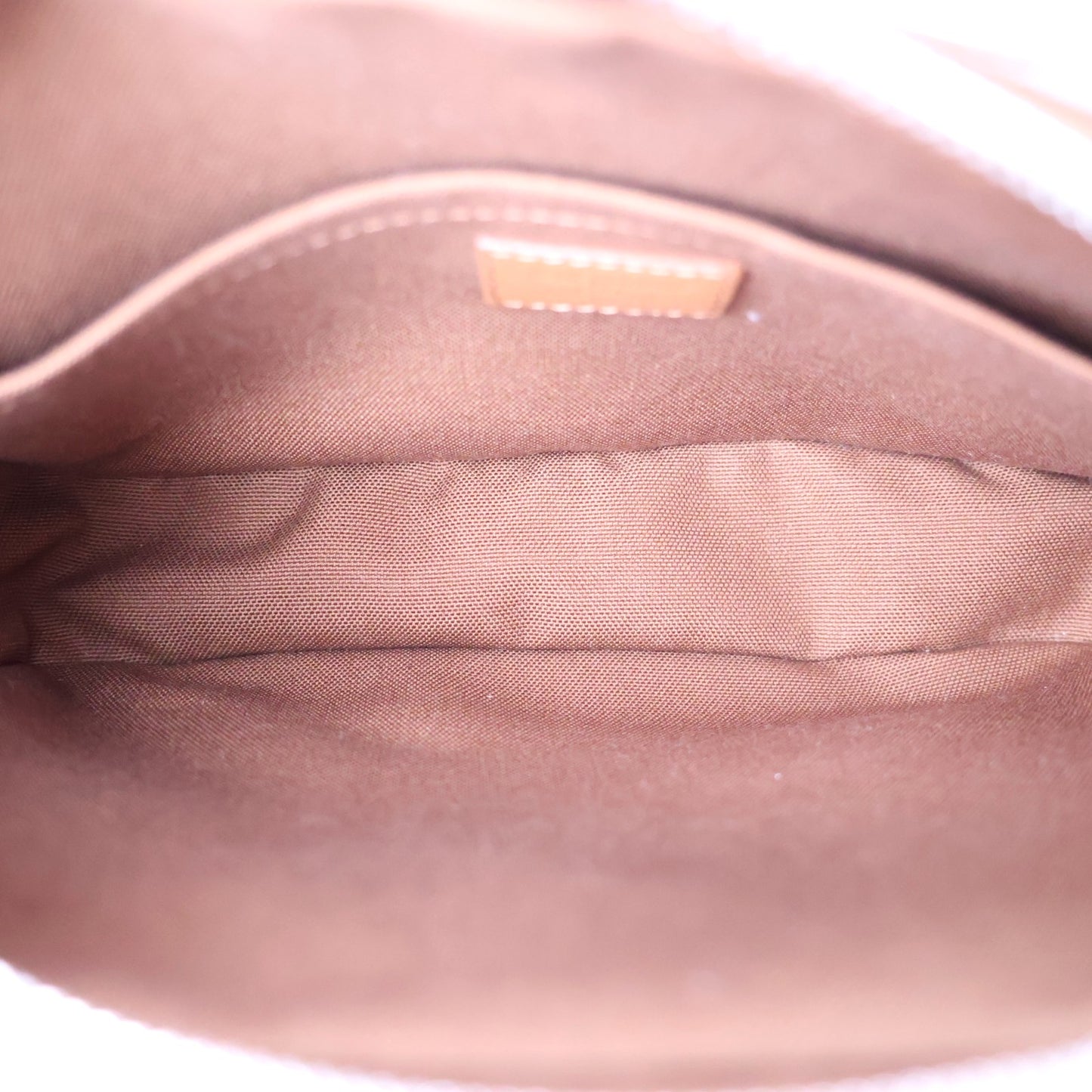 LOUIS VUITTON M25981 BOADING MESSENGER CROSSBODY BAG