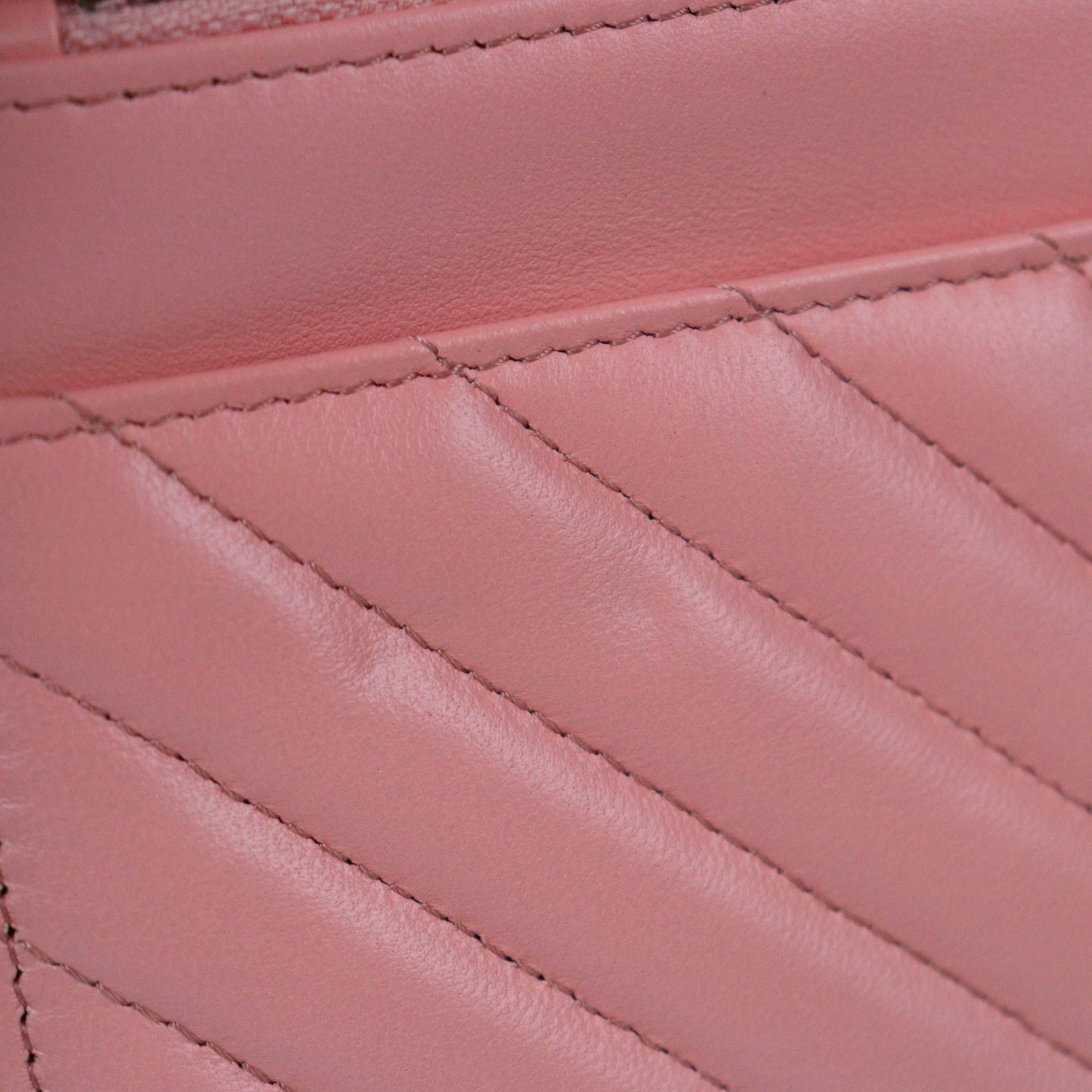 CHANEL 33814 CLASSIC FLAP WALLET ON CHAIN
