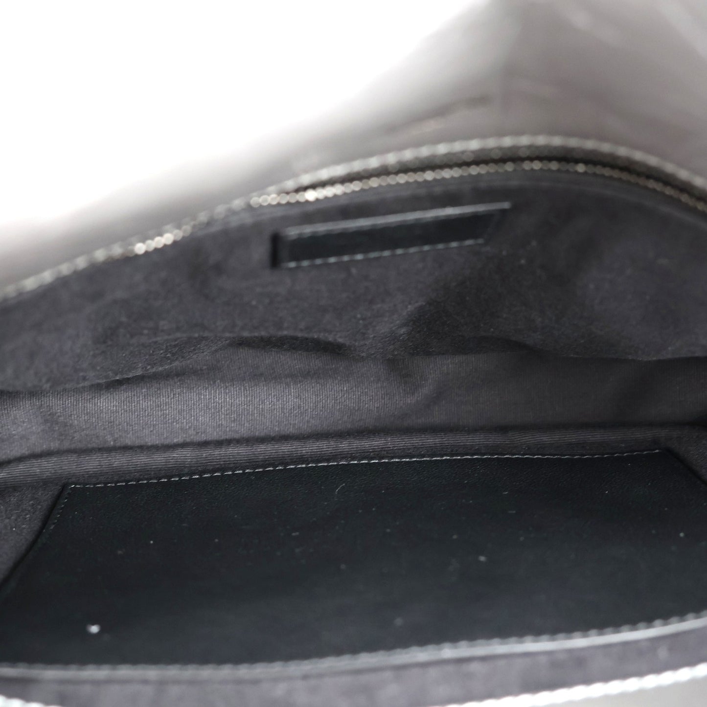 SAINT LAURENT 498894 0EN04 NIKI MEDIUM SHOULDER BAG
