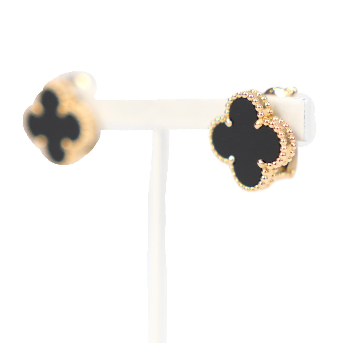Van Cleef ＆ Arpels VCARA44200 Vintage Alhambra Earrings