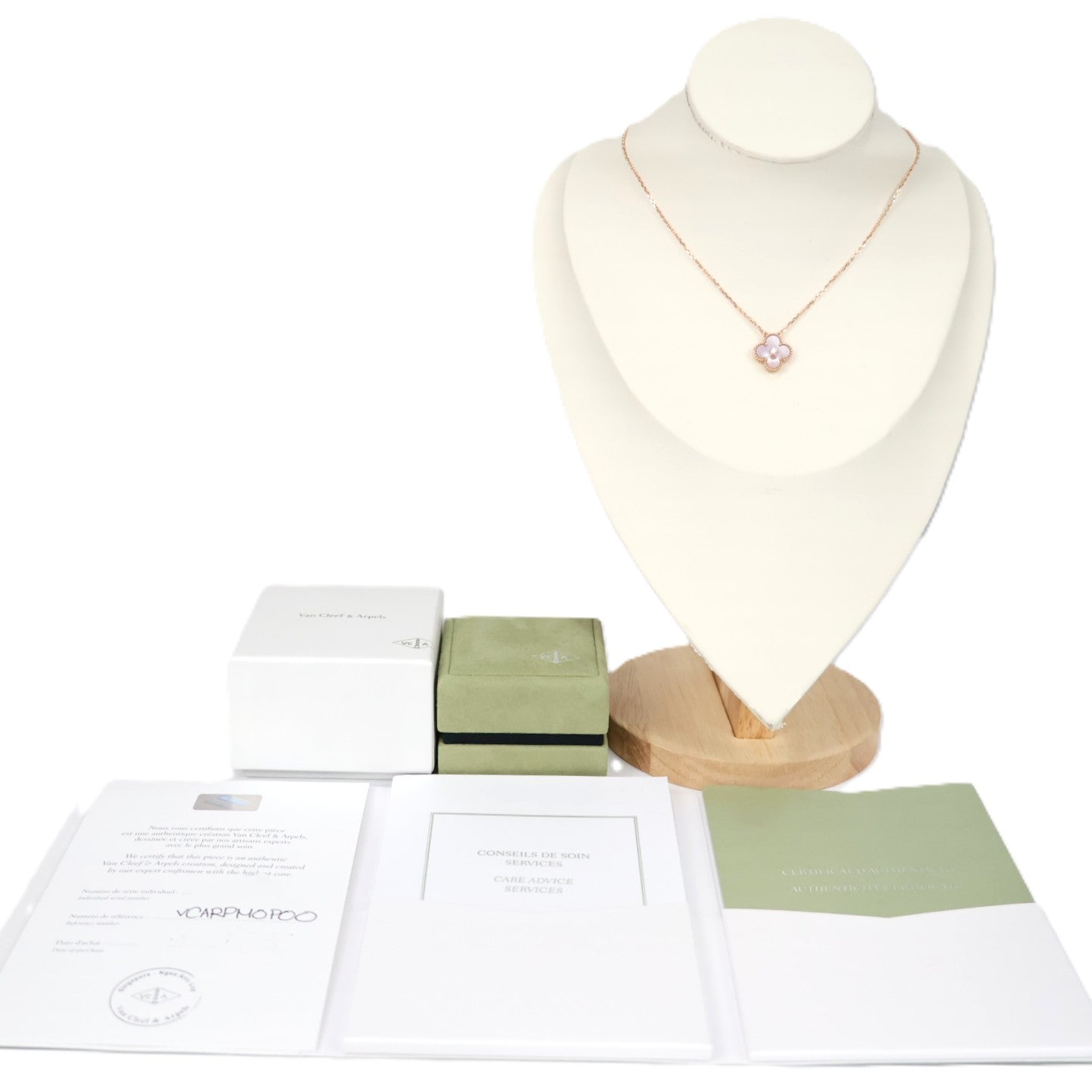 Van Cleef ＆ Arpels VCARPM0P00 Vintage Alhambra 2025 Holiday Necklace