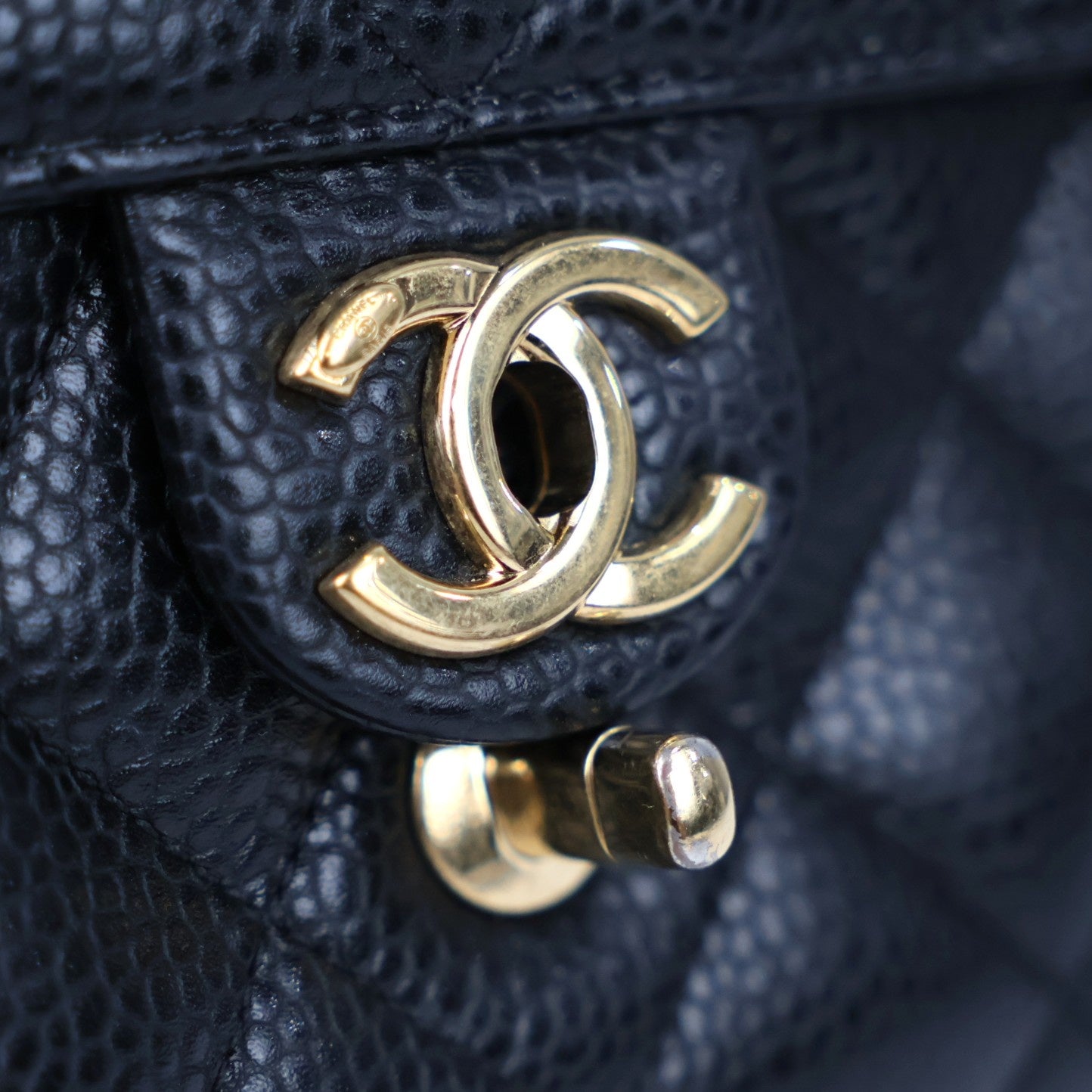CHANEL AS5981 CROSSBODY BAG