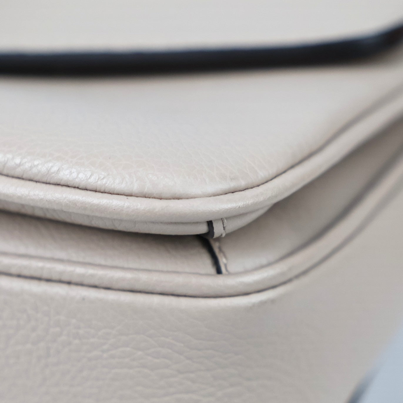 LOUIS VUITTON M22792 OXFORD CROSSBODY BAG