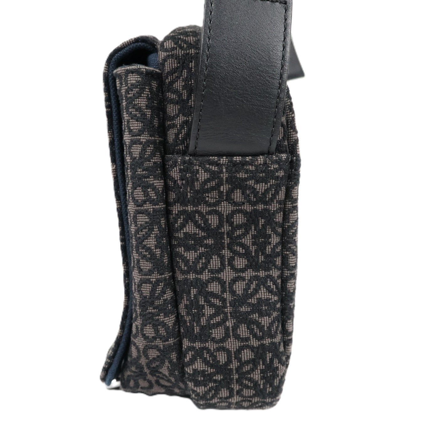 LOEWE B553A72X20 MILITARY MESSENGER XS CROSSBODY BAG