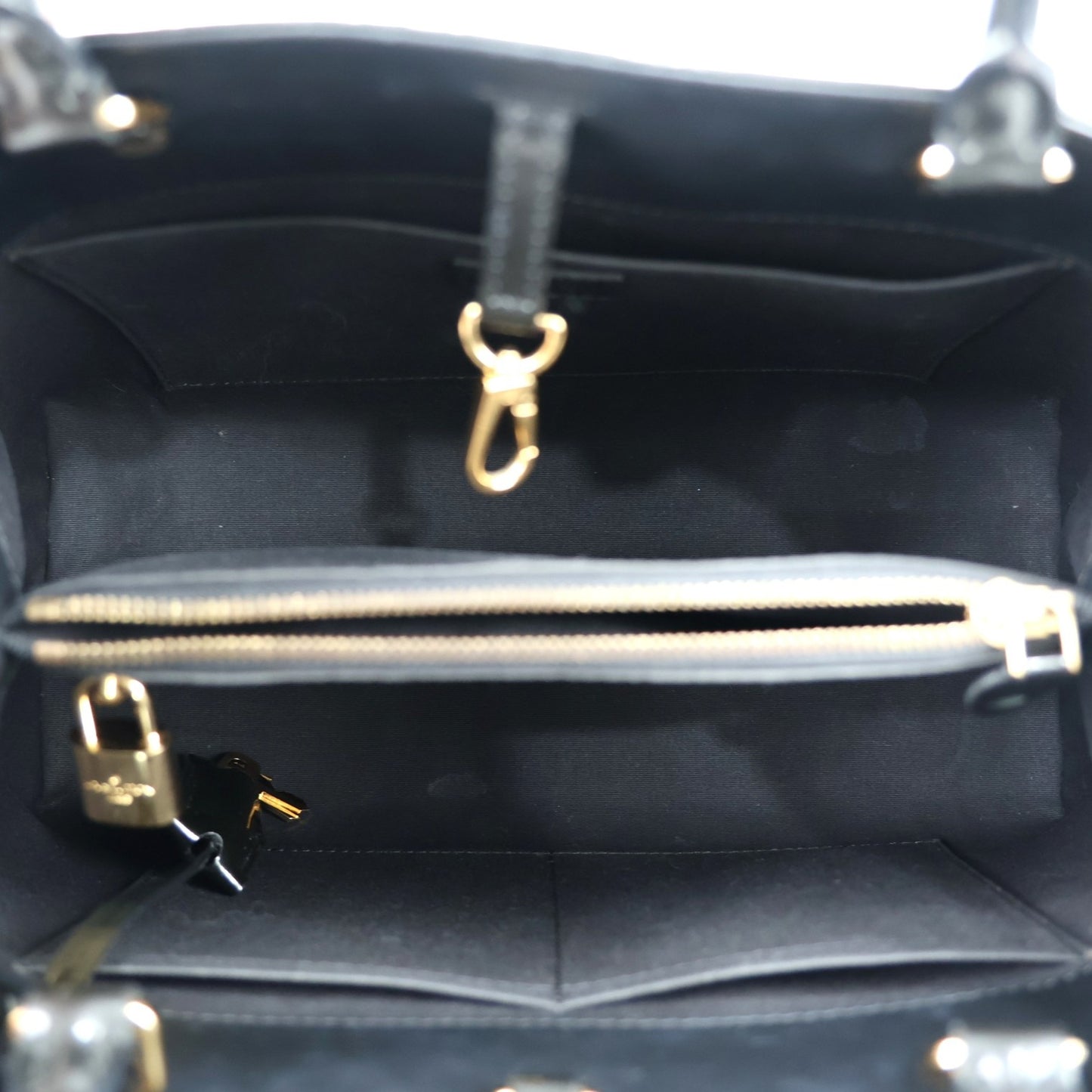 LOUIS VUITTON M50168 MONTAIGNE MM HANDBAG