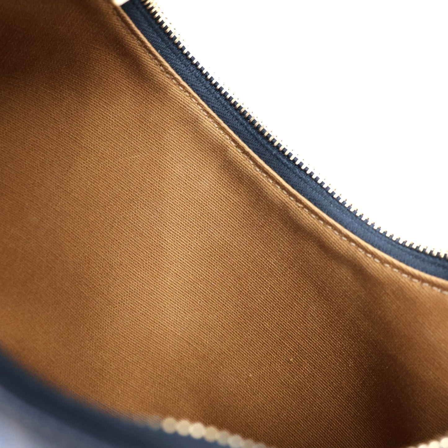 CELINE 193952BZJ AVA SHOULDER BAG