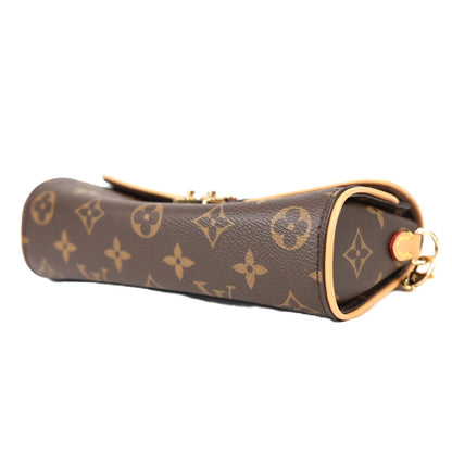 LV M13566 POCHETTE CAMILLE MINI BAG
