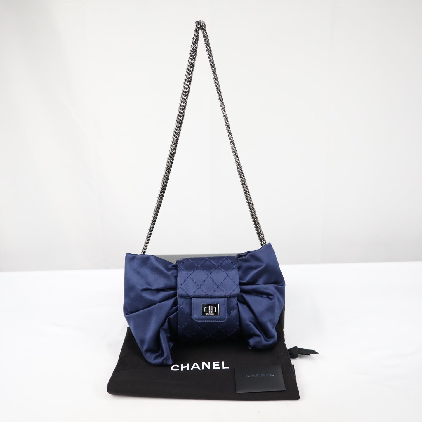 CHANEL 38445 2.55 SHOULDER BAG