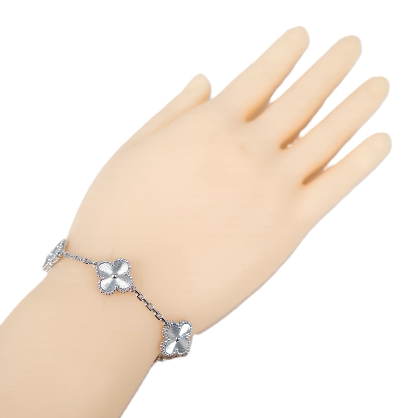 Van Cleef & Arpels VCARP9XE00 Vintage Alhambra 5-Motifs Bracelet
