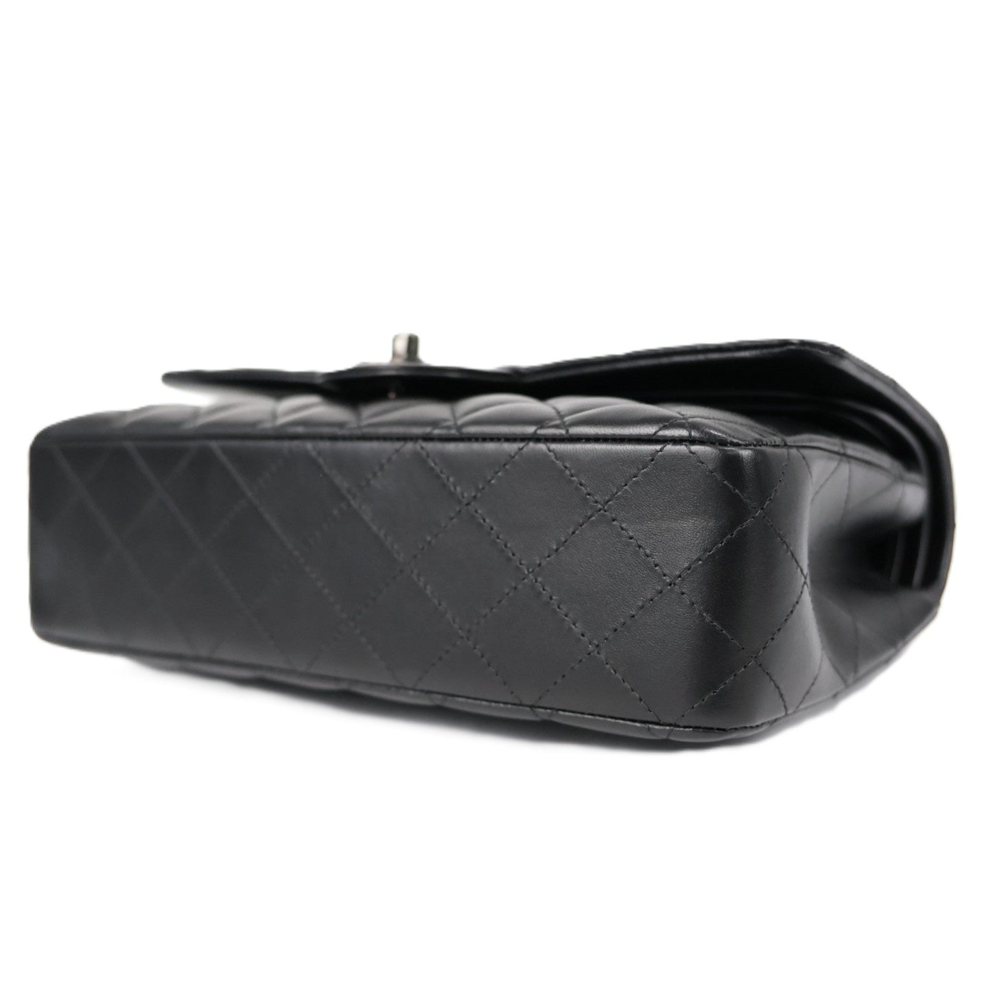 CHANEL 1112 CLASSIC FLAP MEDIUM SHOULDER BAG