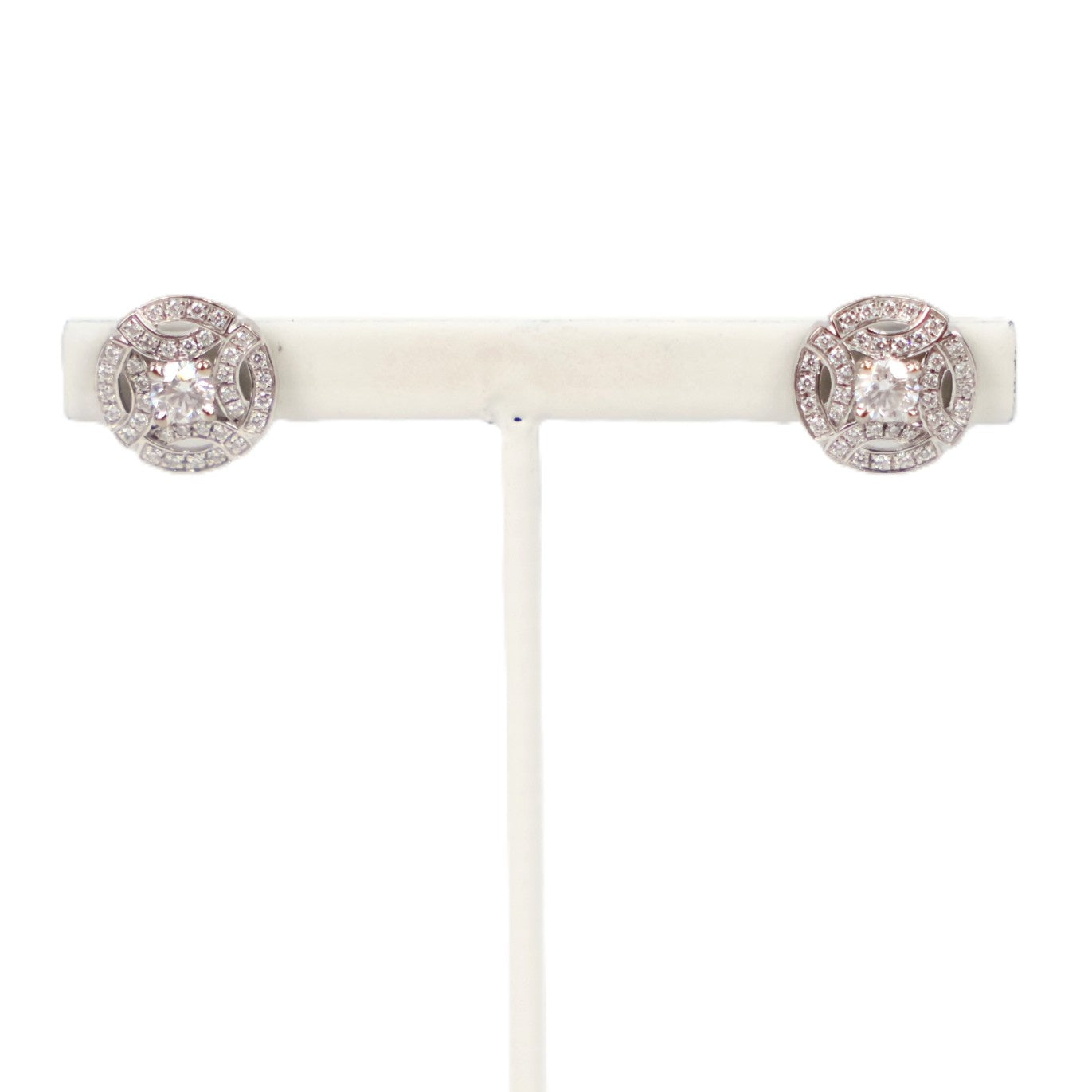 Cartier N8515035 Galanterie 0.18ct-D-VVS1/VVS2-3EX Earrings