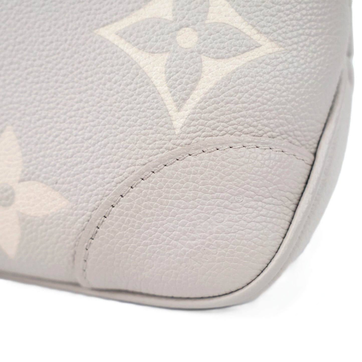 LOUIS VUITTON M14211 BOULOGNE SHOULDER BAG