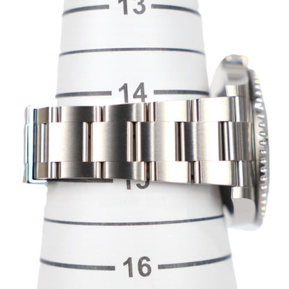 ROLEX 124060 Submariner