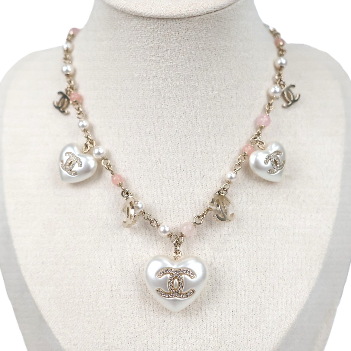 CHANEL NECKLACE