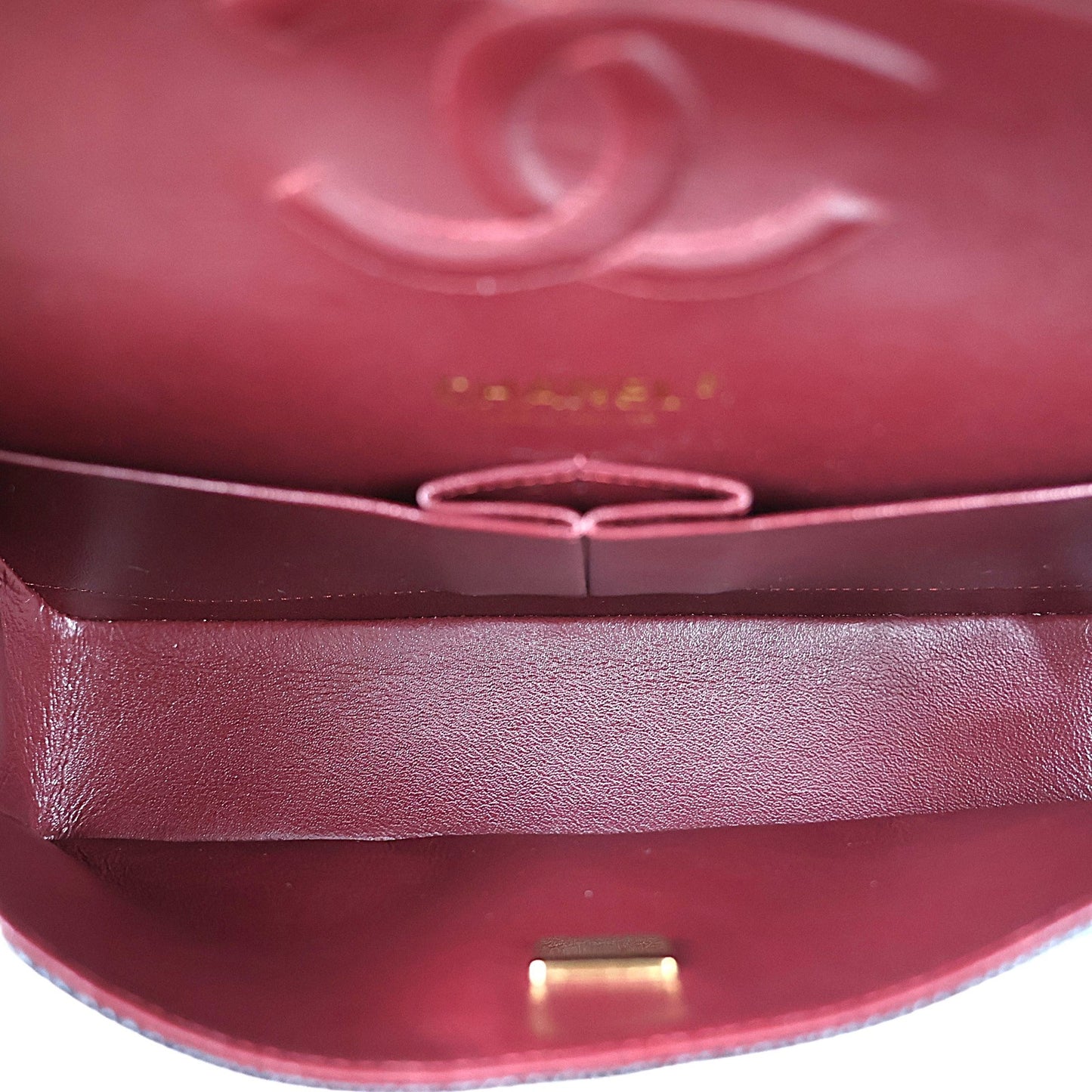 CHANEL 1112 CLASSIC FLAP MEDIUM SHOULDER BAG