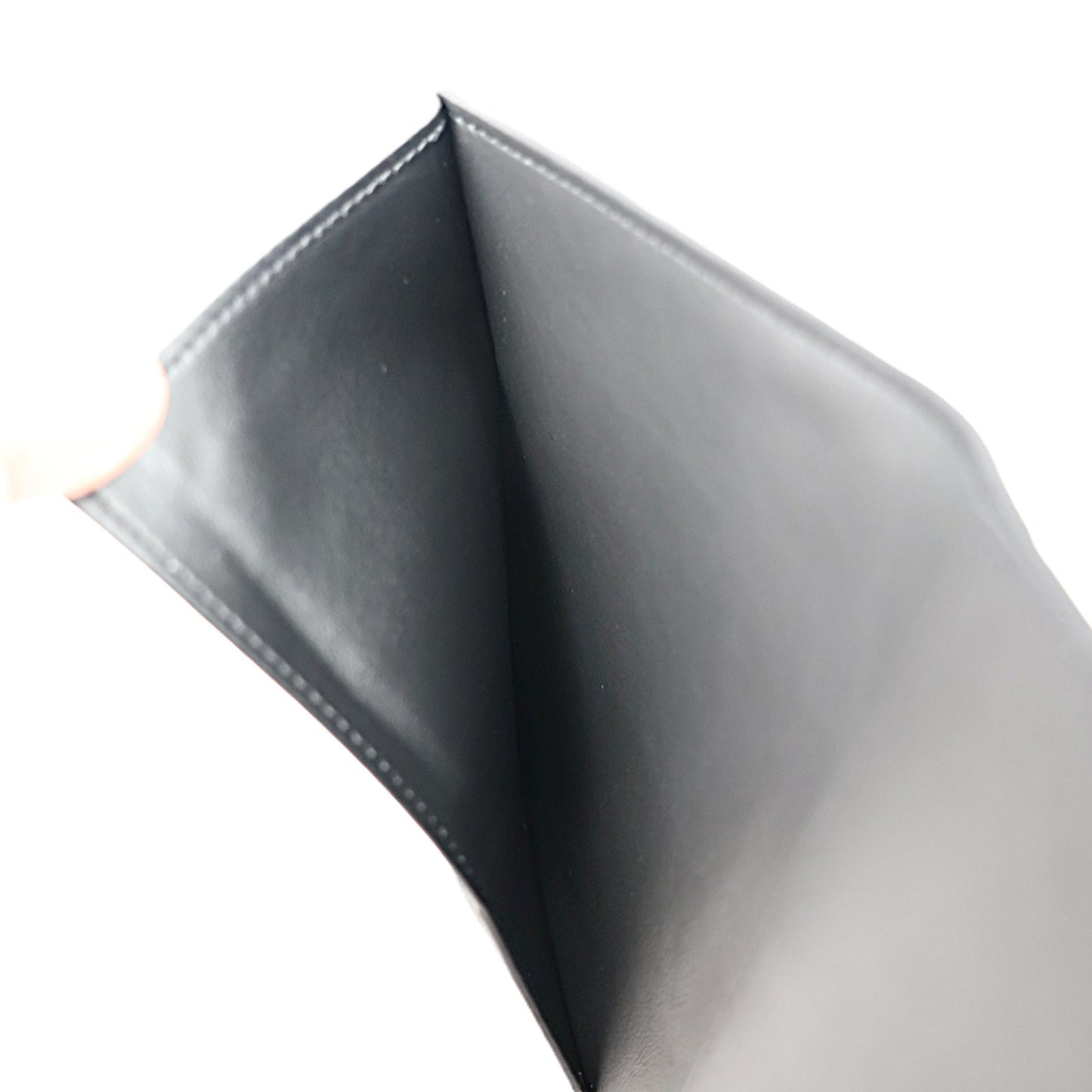 LOUIS VUITTON M13187 COUVERTURE PASSEPORT PASSPORT COVER