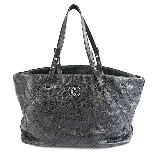 CHANEL 48019 ON THE ROAD TOTE BAG