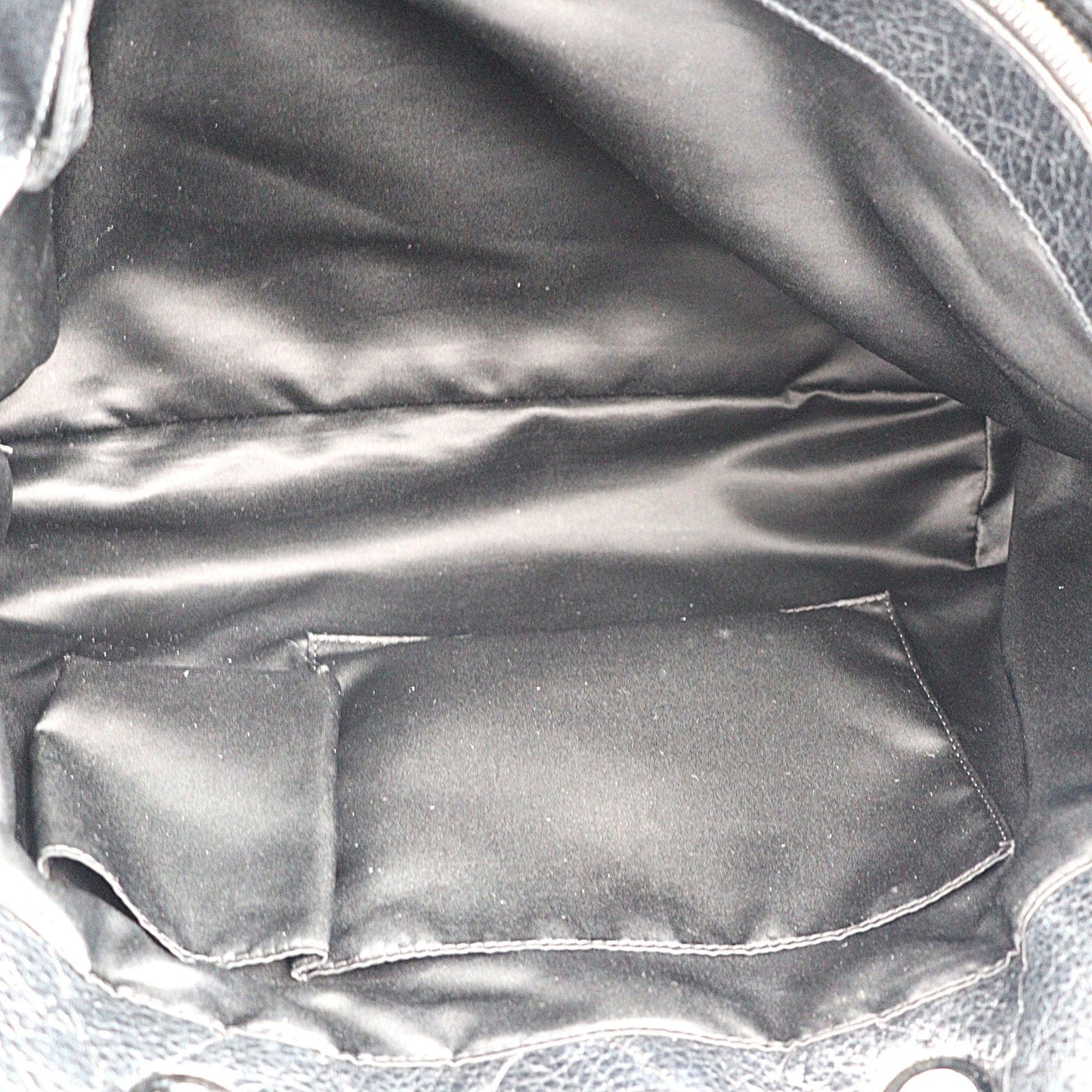 CHANEL 48019 ON THE ROAD TOTE BAG
