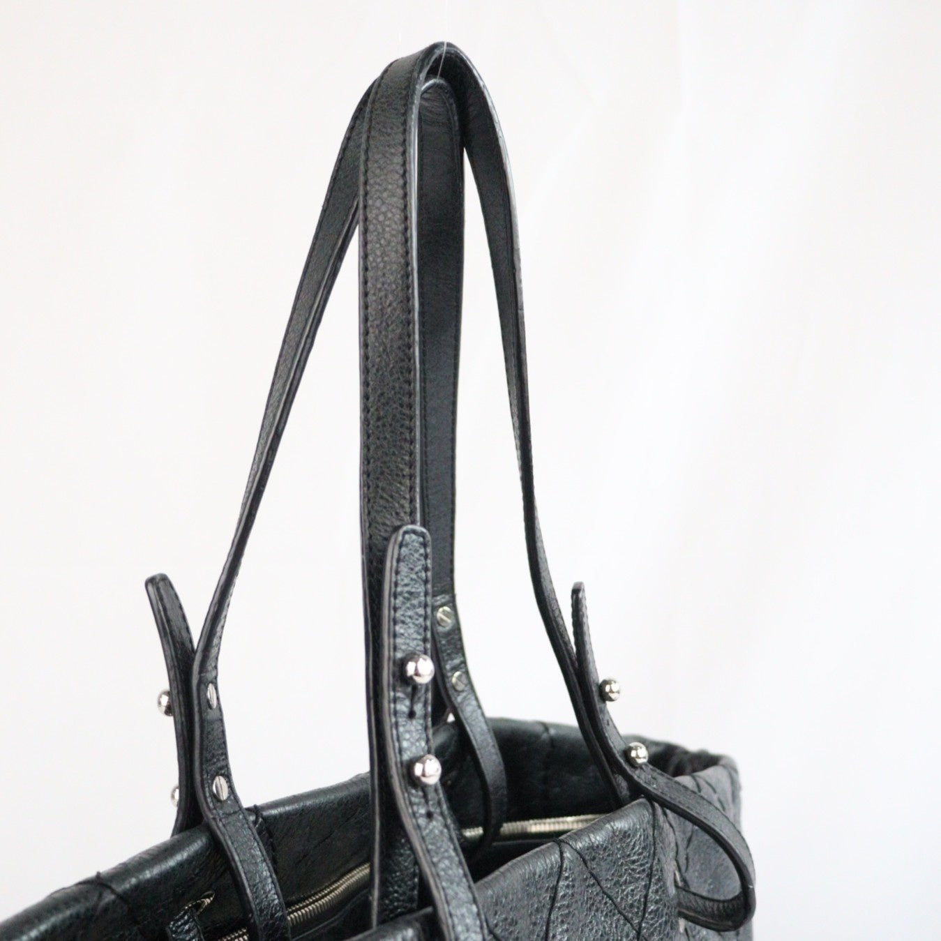 CHANEL 48019 ON THE ROAD TOTE BAG