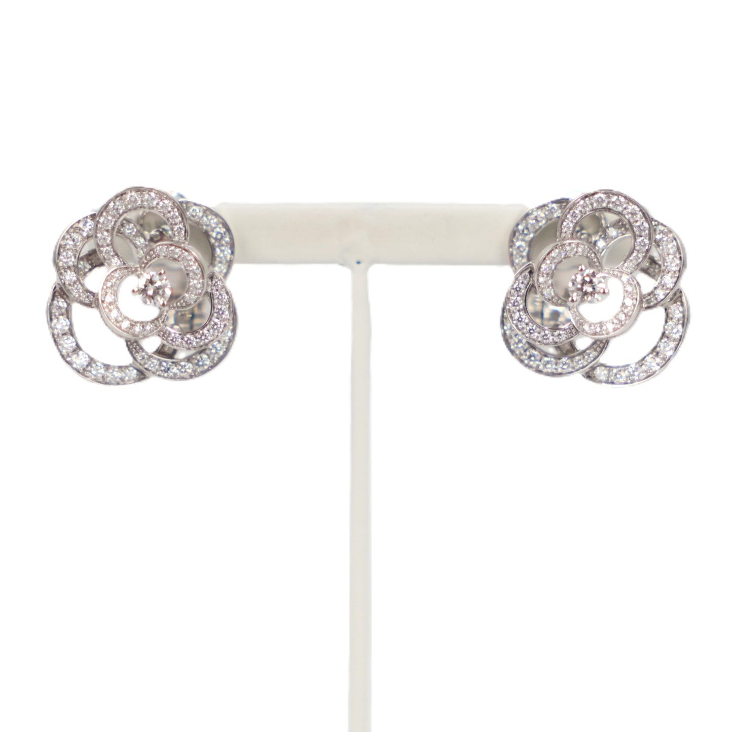 CHANEL J2672 Fil de Camelia Earrings