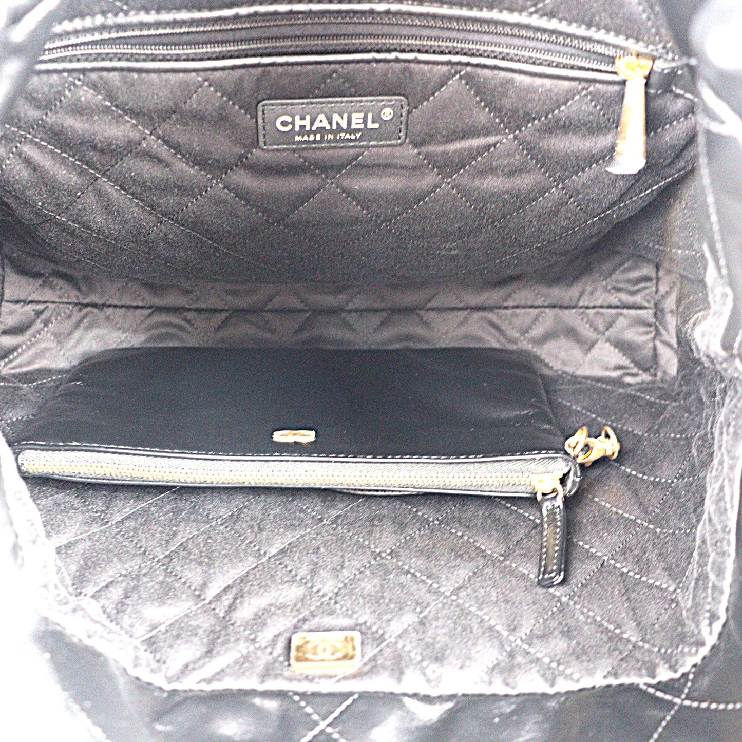 CHANEL AS3261 CHANEL 22 MEDIUM SHOULDER BAG