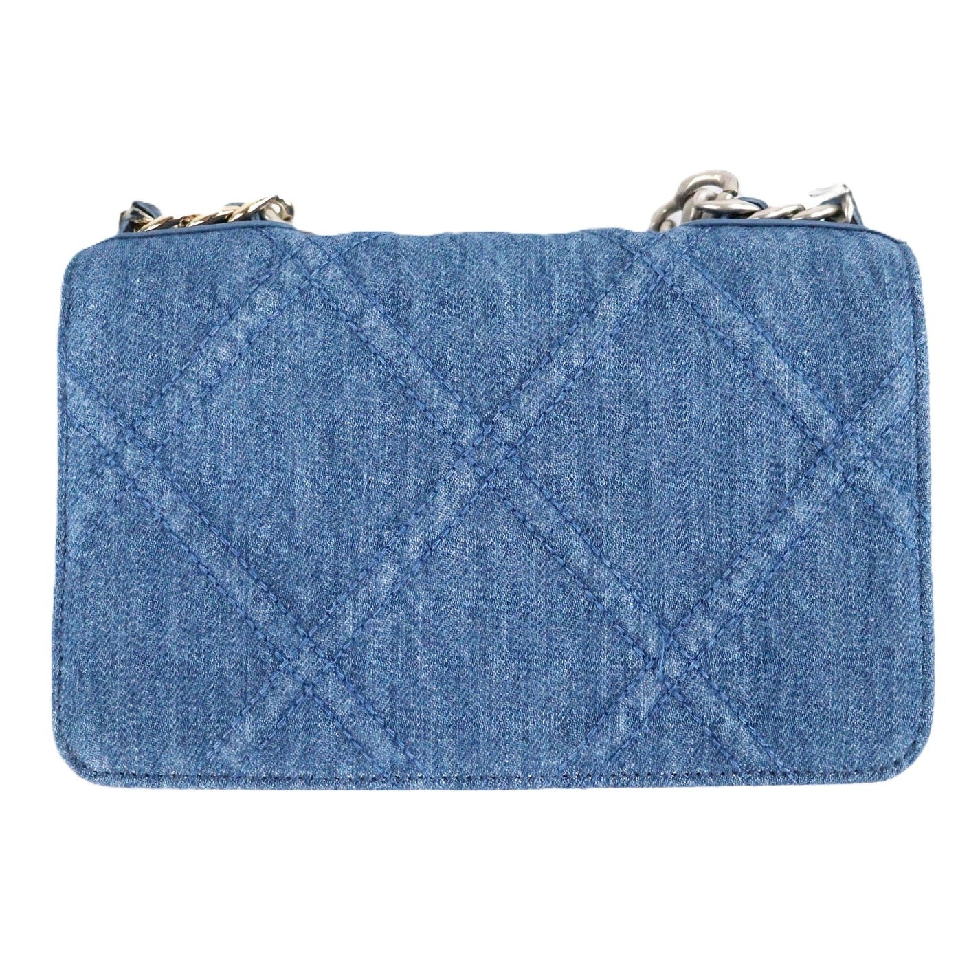 CHANEL AP0957 CHANEL 19 WALLET ON CHAIN