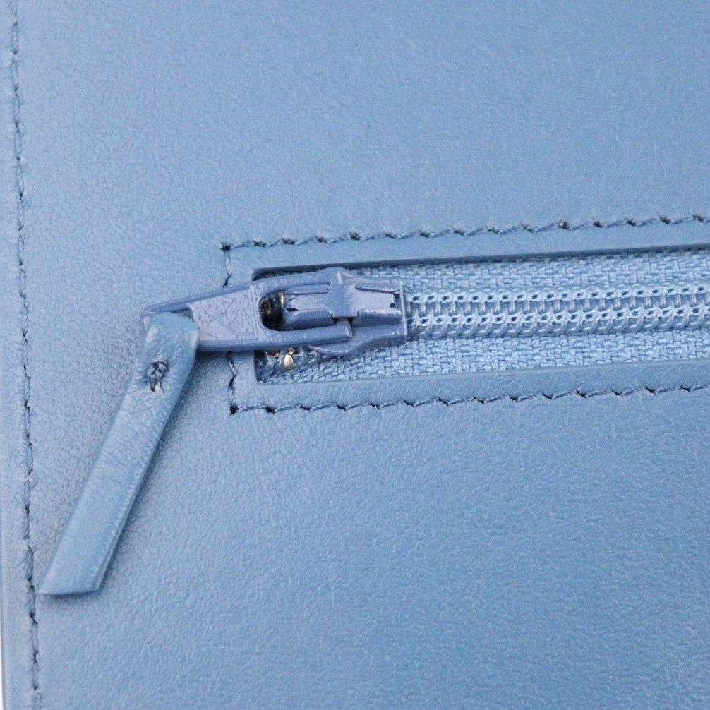 CHANEL AP0957 CHANEL 19 WALLET ON CHAIN