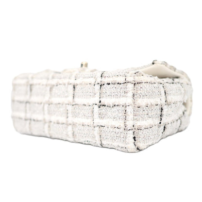 CHANEL 69900 CLASSIC FLAP MINI CROSSBODY BAG
