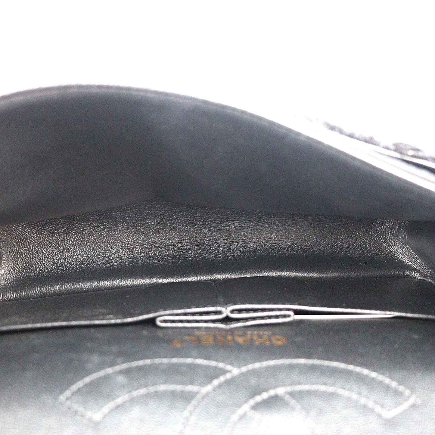 CHANEL 37586 2.55 MEDIUM SHOULDER BAG