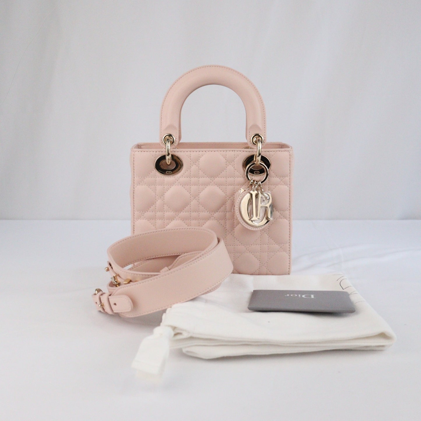 DIOR M0538OCAL LADY DIOR SMALL HANDBAG